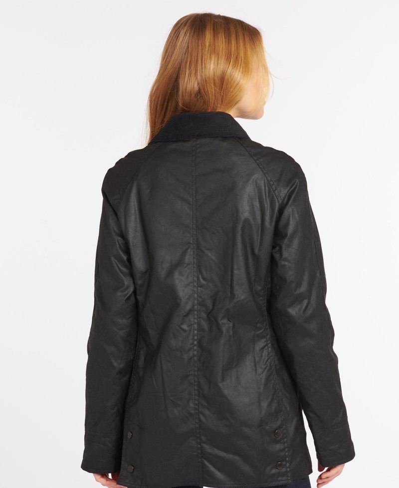 Barbour Beadnell? Wax Jacket Black | BKM246103