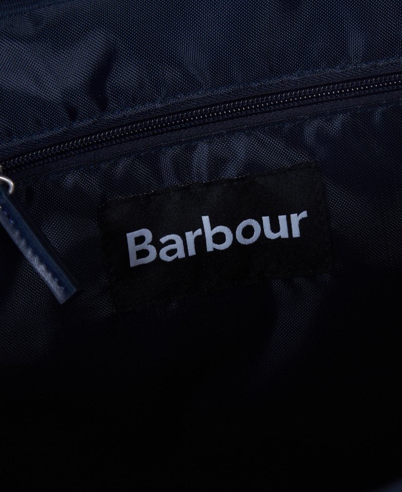 Barbour Cascade Holdall Navy | HMX210694