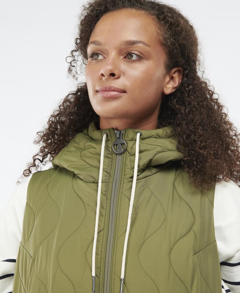 Barbour Guilden Gilet Dark Moss | VUH243701