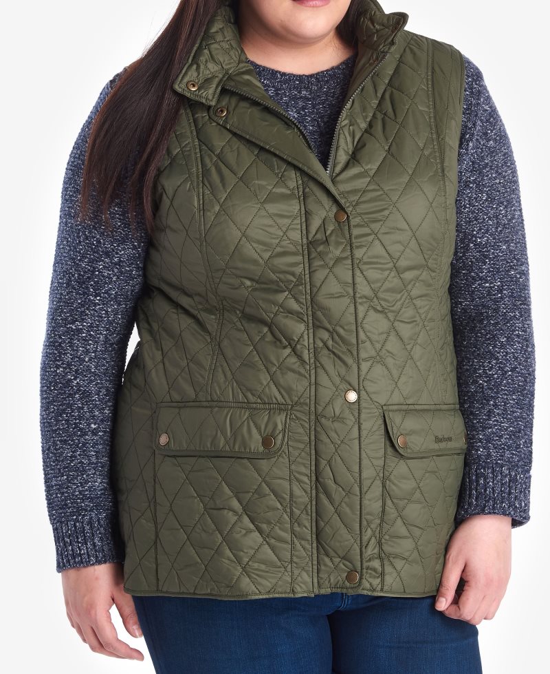 Barbour Otterburn Vest (Plus Size) Black | JBF098764